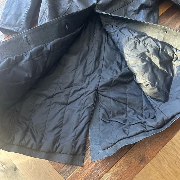 General Clothing Company Black Leather Coat. Vintage - Picture 4 of 12